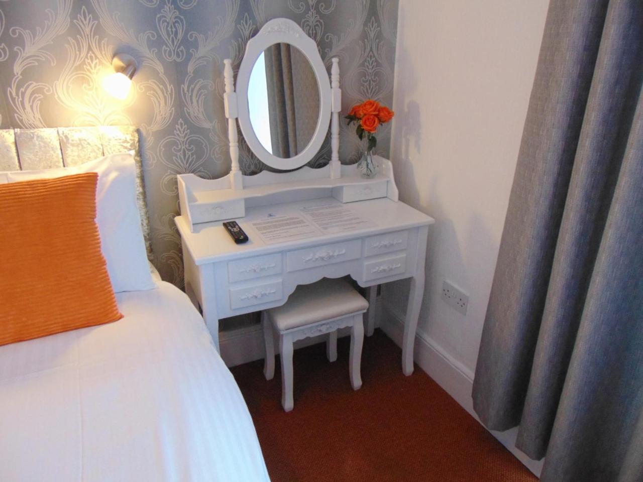 פיינטון Seacroft Guest House מראה חיצוני תמונה