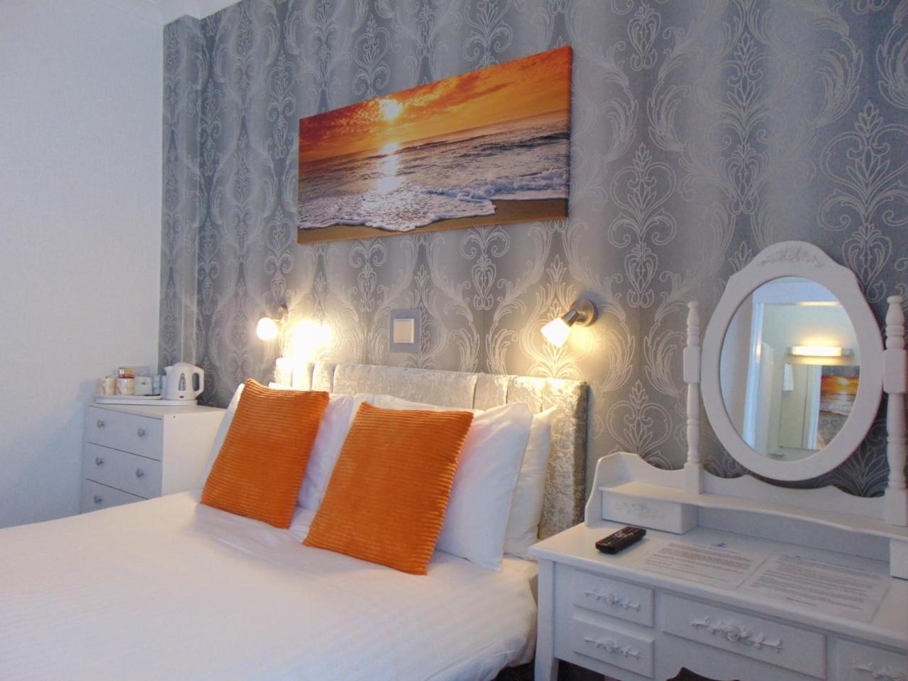 פיינטון Seacroft Guest House מראה חיצוני תמונה